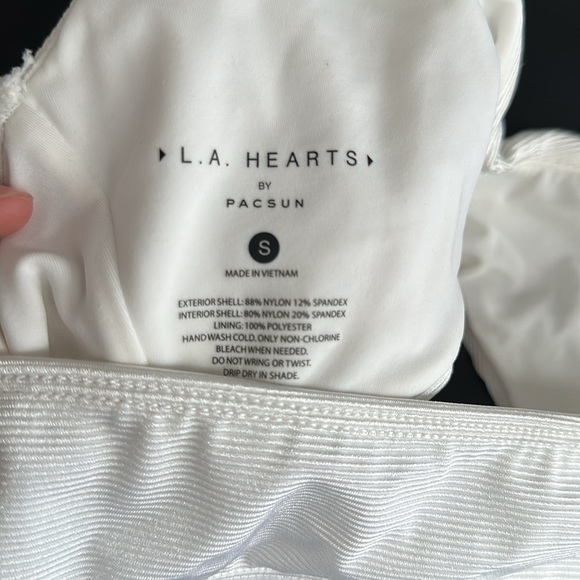 LA Hearts Pacsun Swimsuit Top - Picture 3 of 3